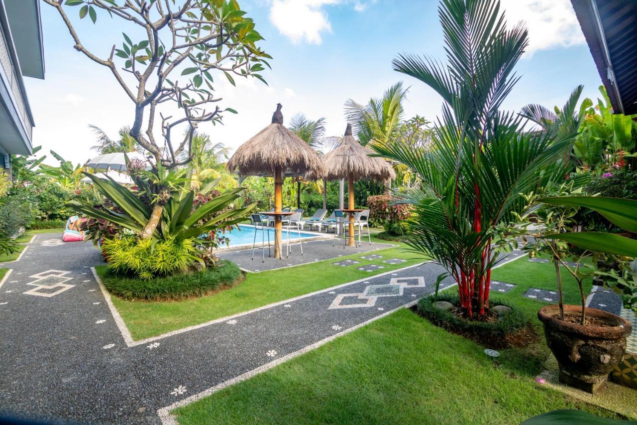 D-Anyar Stay And Surf Canggu Εξωτερικό φωτογραφία